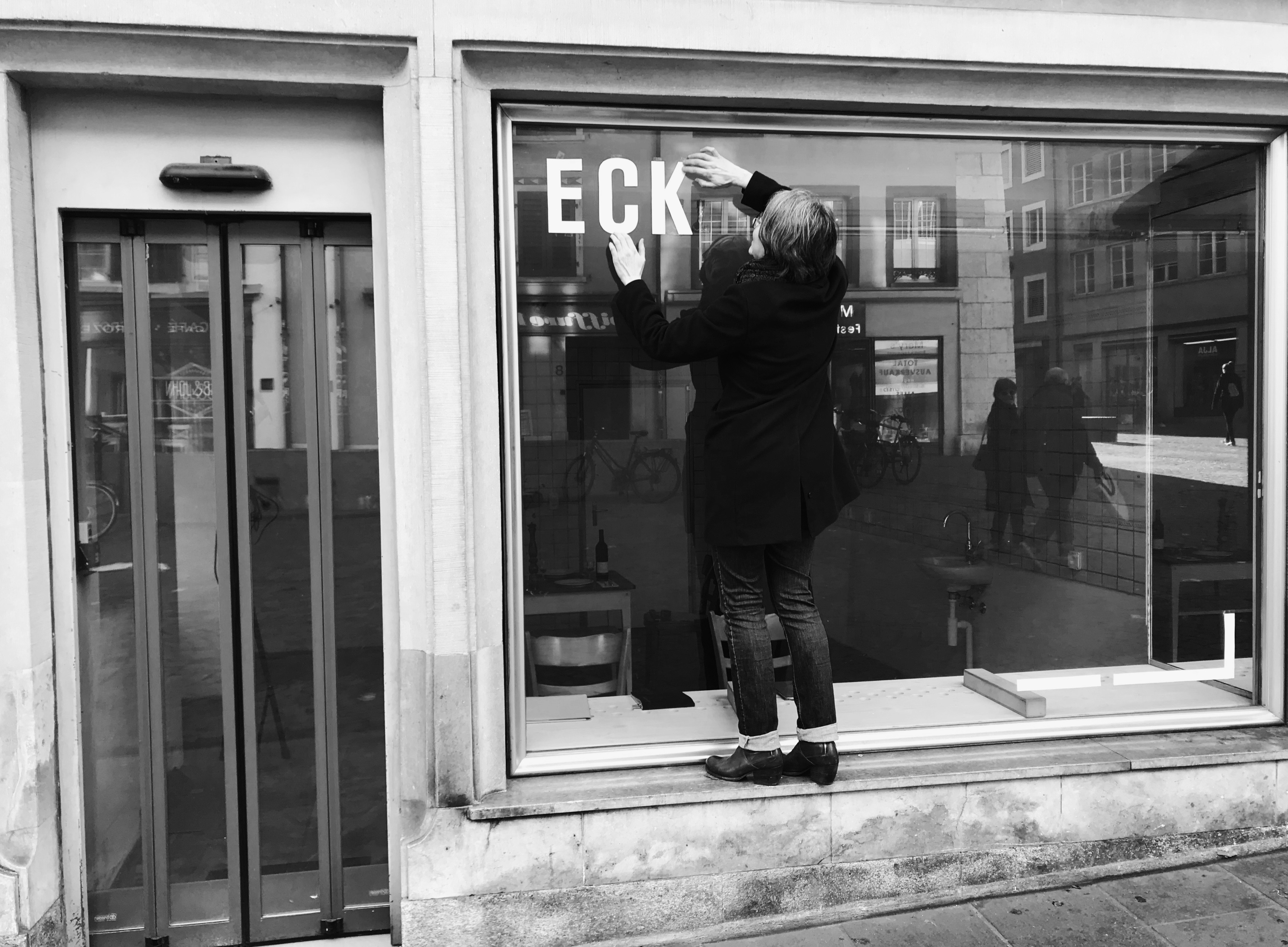 Sandra Walti, Logo für Fenster